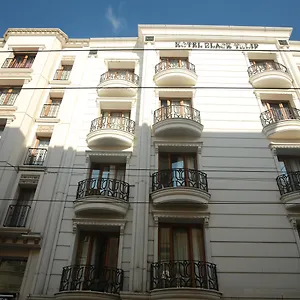 Black Tulip Hotel